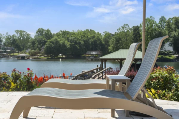 lakefront airbnb north carolina