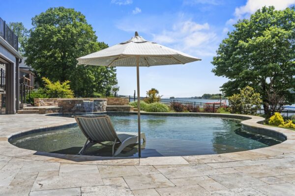 lakefront airbnb north carolina